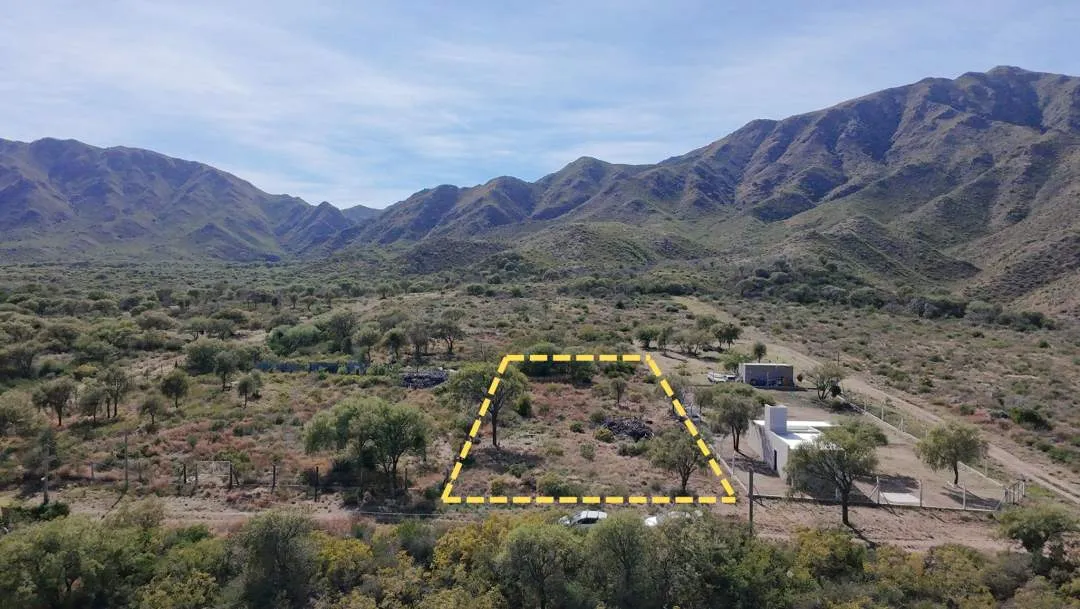Terreno. B° Aires de San Benito