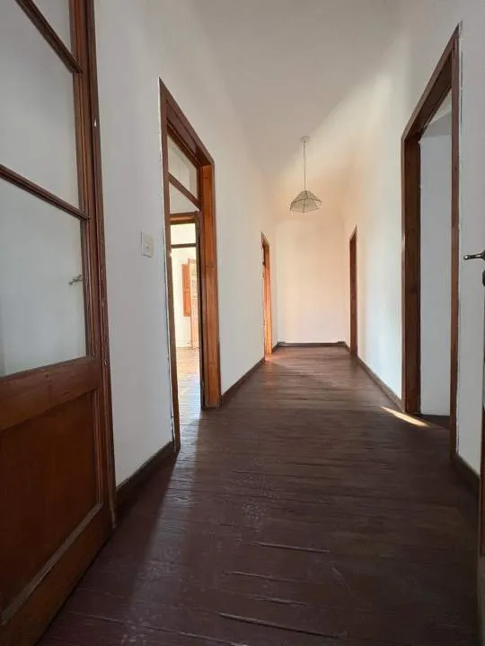 Alquiler. Departamento dos dormitorios. Peatonal Rivadavia y Paseo del Padre.
