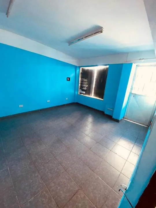 Alquiler de casa en La Merced "A metros de Av. Lafinur"