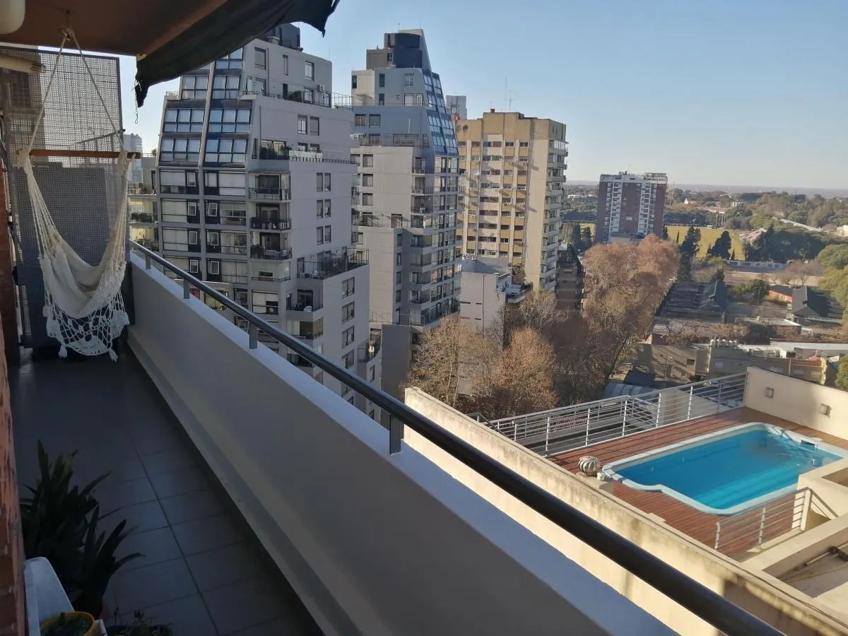 Con Vista Al Campo De Polo Y Al Rio Con Balcon