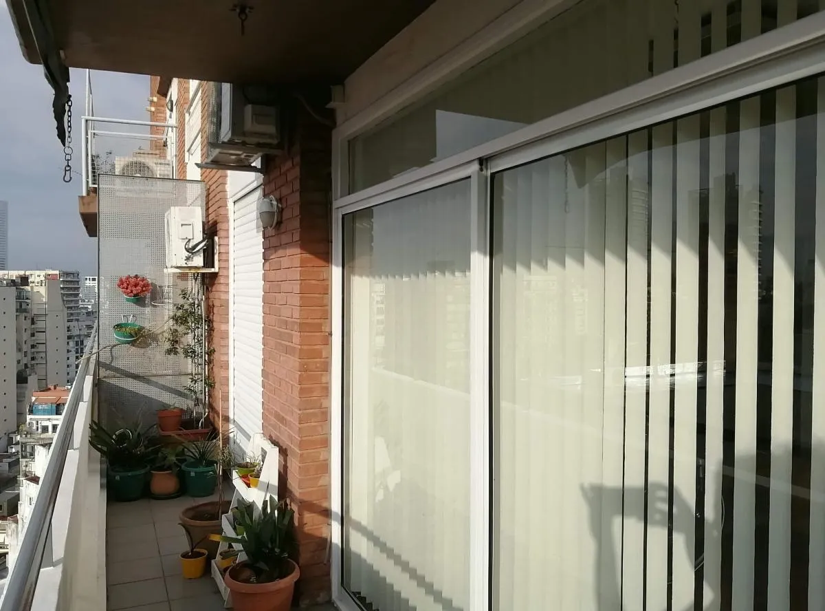 Con Vista Al Campo De Polo Y Al Rio Con Balcon