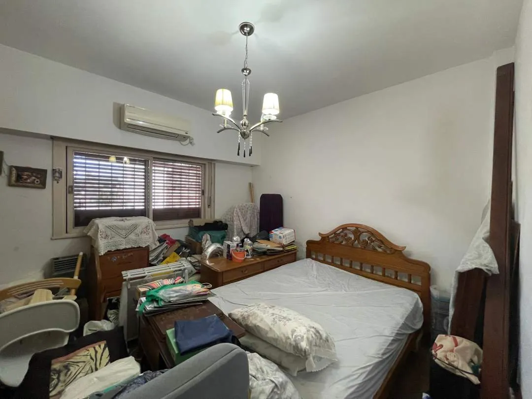 Galpon /depósito con 2 Departamentos en Block-Venta-Martín Coronado