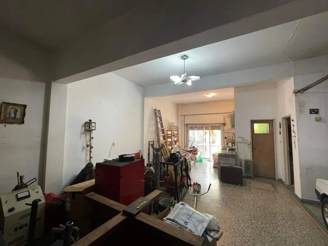 Galpon /depósito con 2 Departamentos en Block-Venta-Martín Coronado