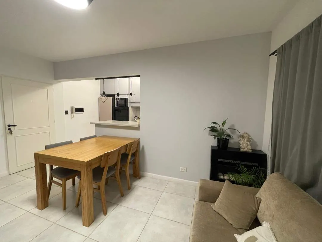 Departamento reciclado a nuevo-Venta-Ciudad Jardín