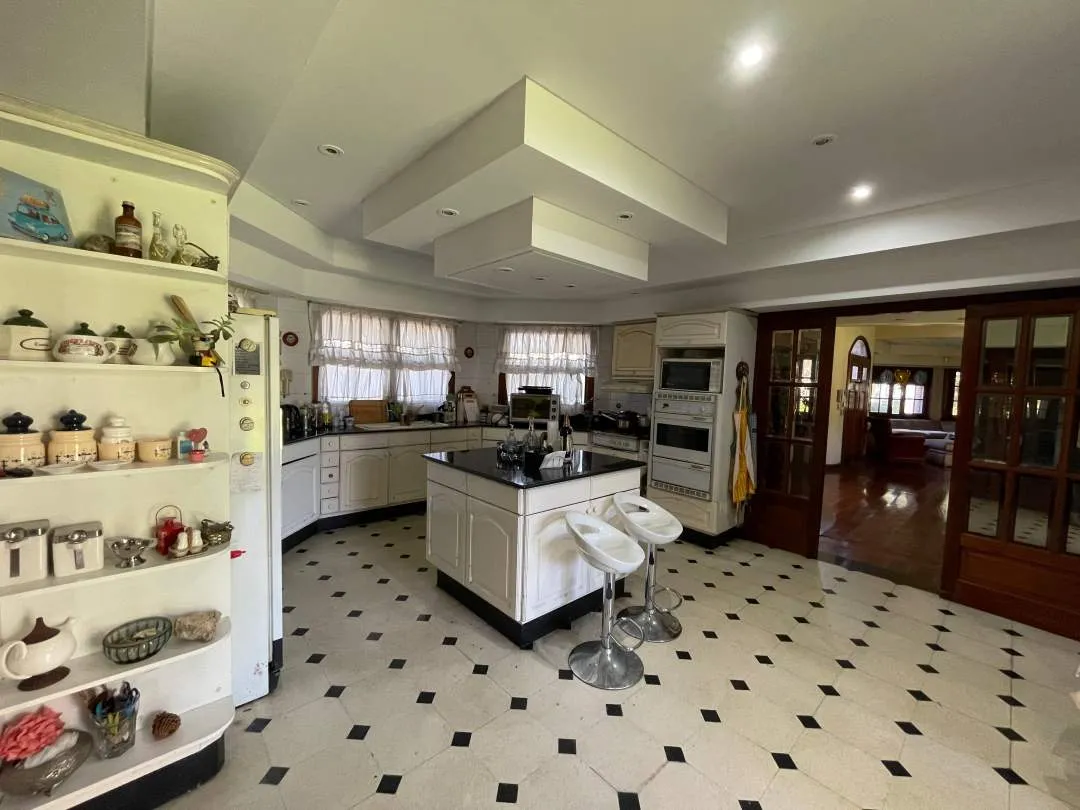 Espectacular Casa 6 ambientes Ciudad Jardin