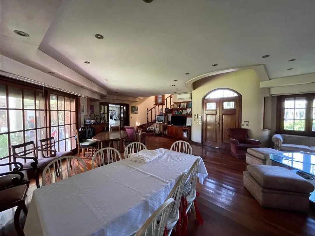 Espectacular Casa 6 ambientes Ciudad Jardin