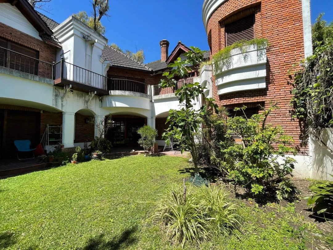 Espectacular Casa 6 ambientes Ciudad Jardin