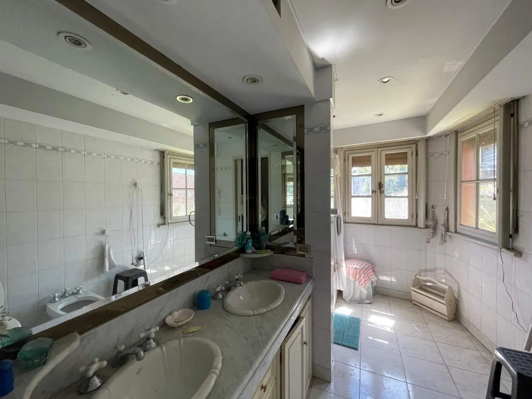 Espectacular Casa 6 ambientes Ciudad Jardin