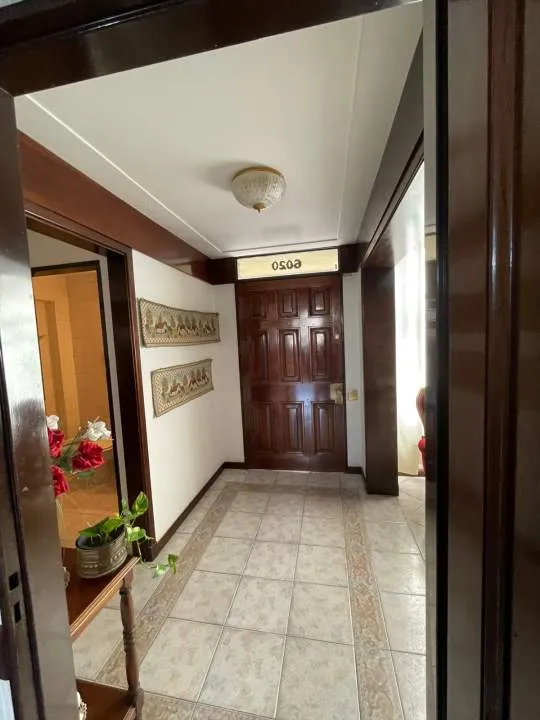 Casa-Venta-Ciudad Jardin 5 ambientes