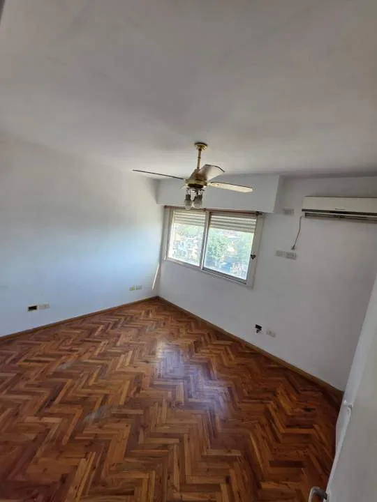 Departamento con Cochera-Venta-Ramos Mejia