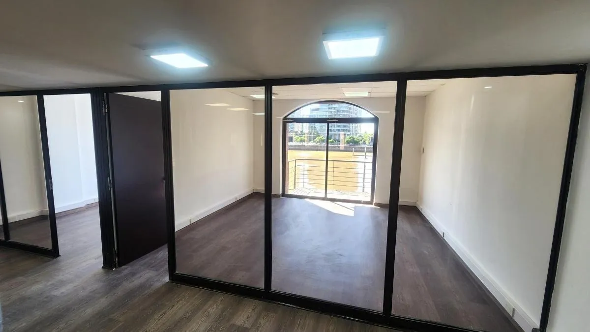Oficina Comercial 4 Ambientes - Puerto De Madero