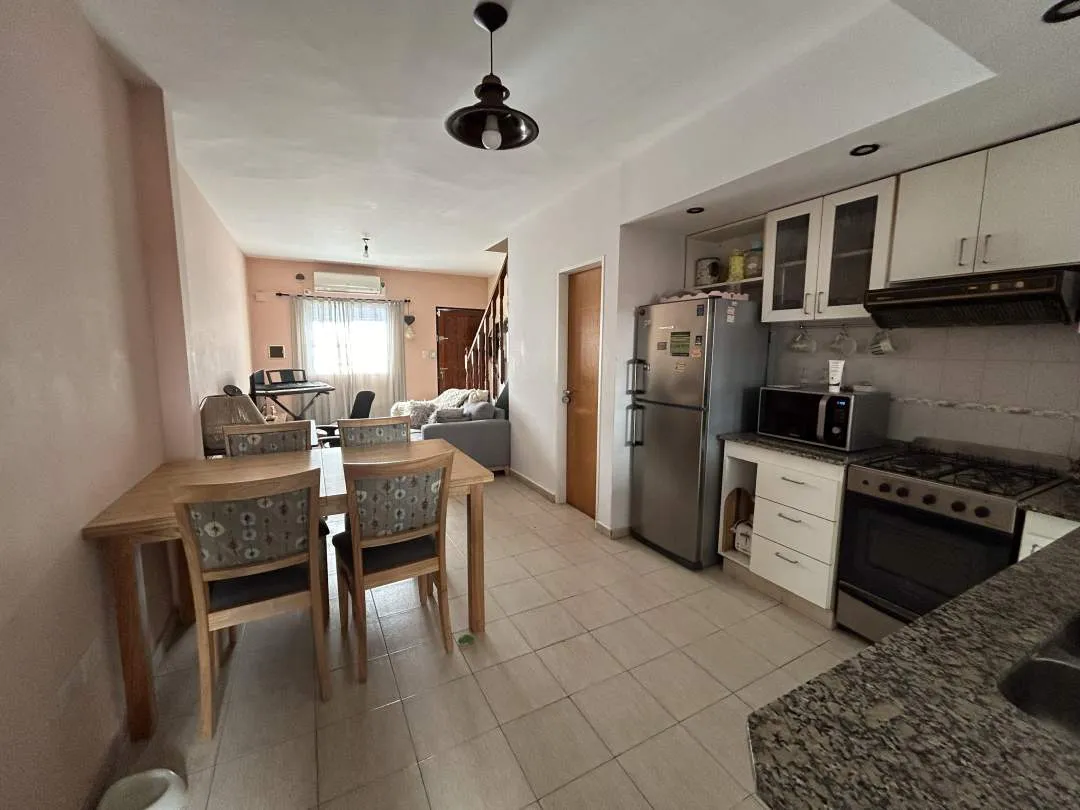 Hermosa Duplex-Venta-Martín Coronado