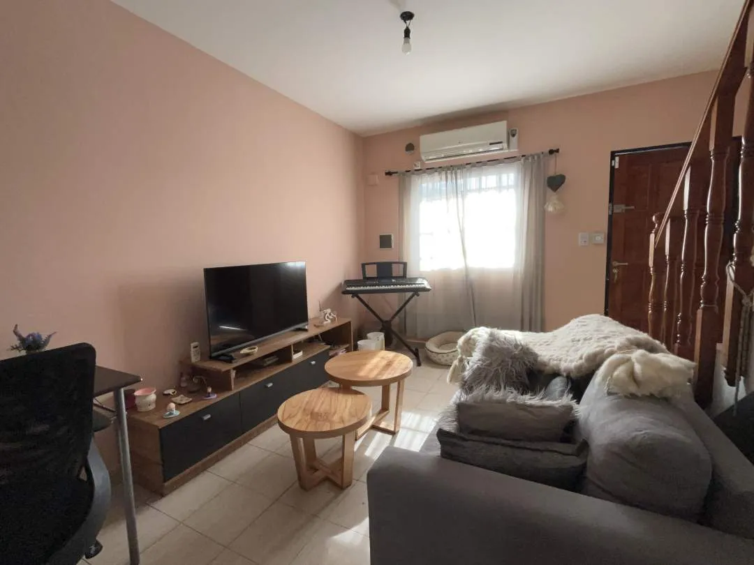 Hermosa Duplex-Venta-Martín Coronado