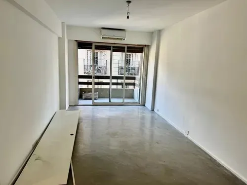 Suipacha 1200, Recoleta, Capital Federal.