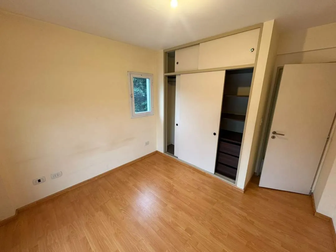 Departamento ideal inversor-Venta-Caseros
