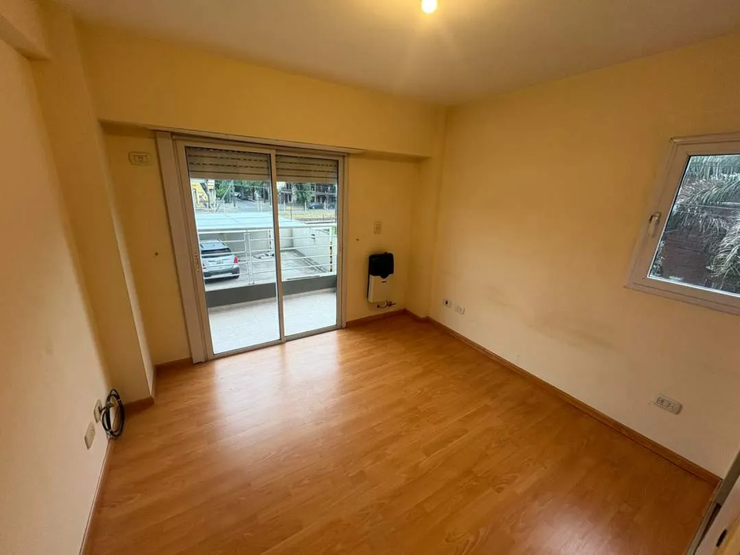 Departamento ideal inversor-Venta-Caseros