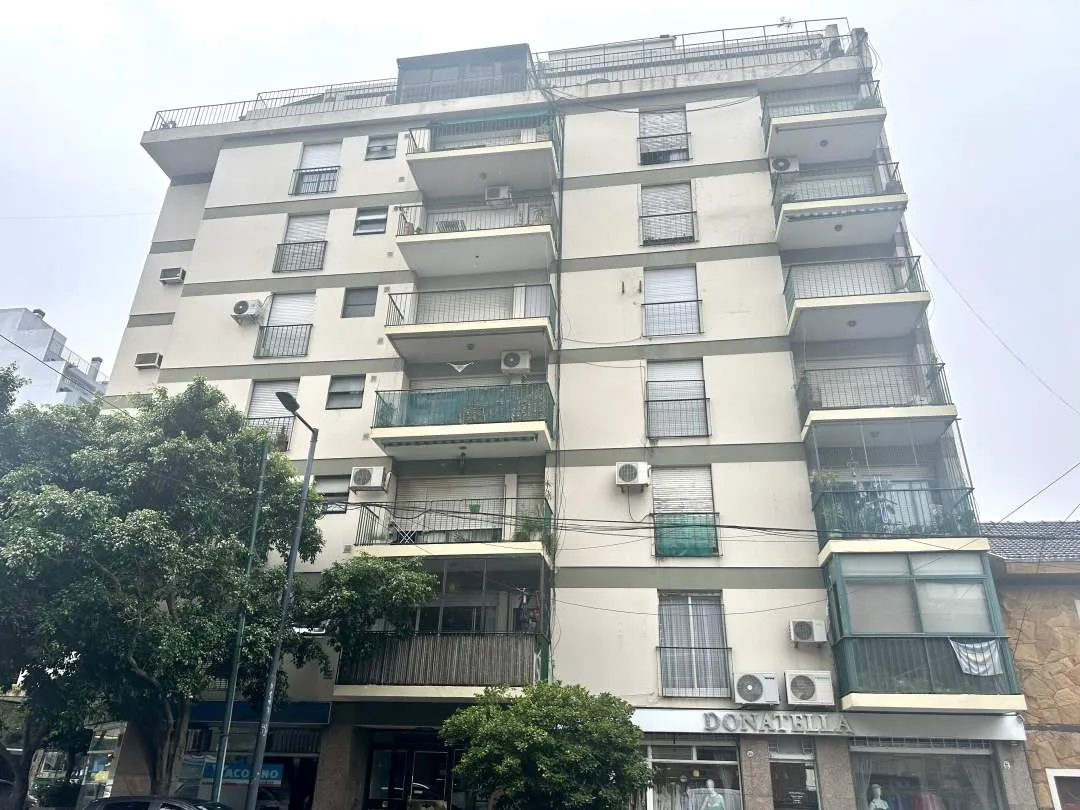 Departamento de 3 Ambientes con Balcón al Frente en Venta en Villa Devoto