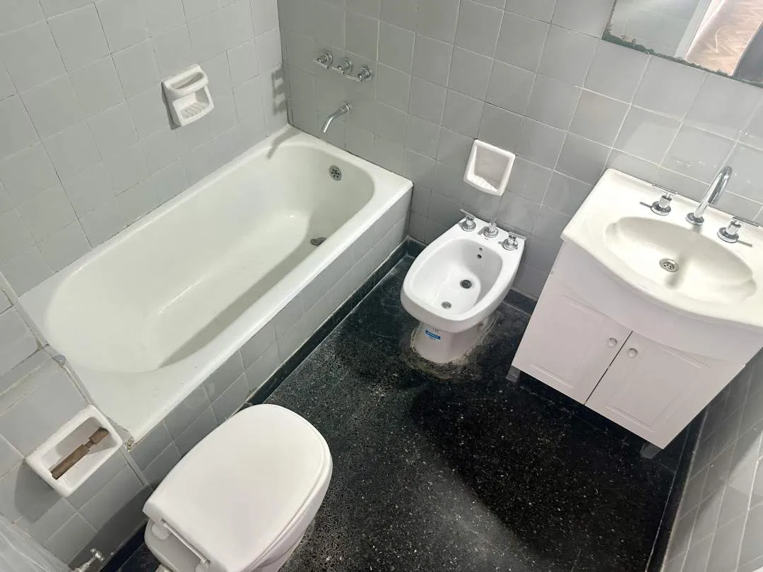 Departamento de 3 Ambientes con Balcón al Frente en Venta en Villa Devoto