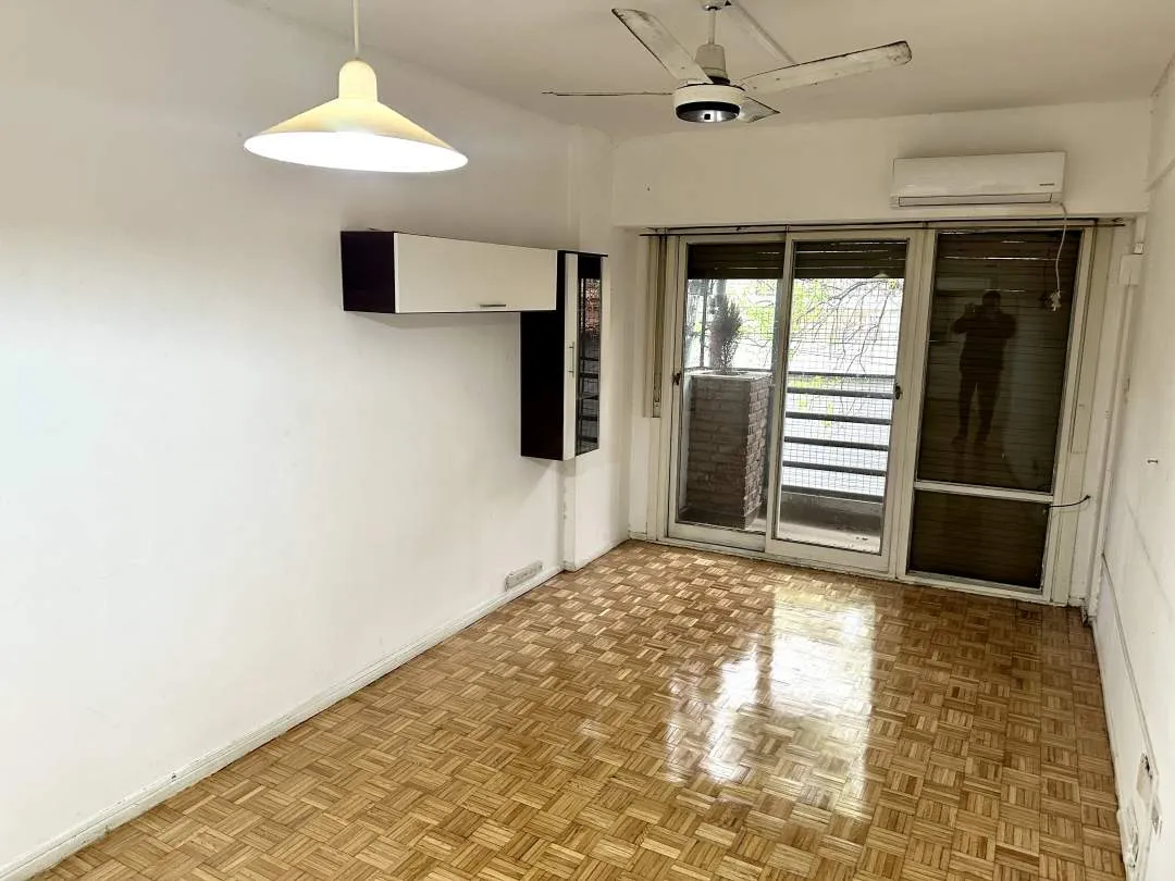 Departamento 2 ambientes en venta en Balvanera