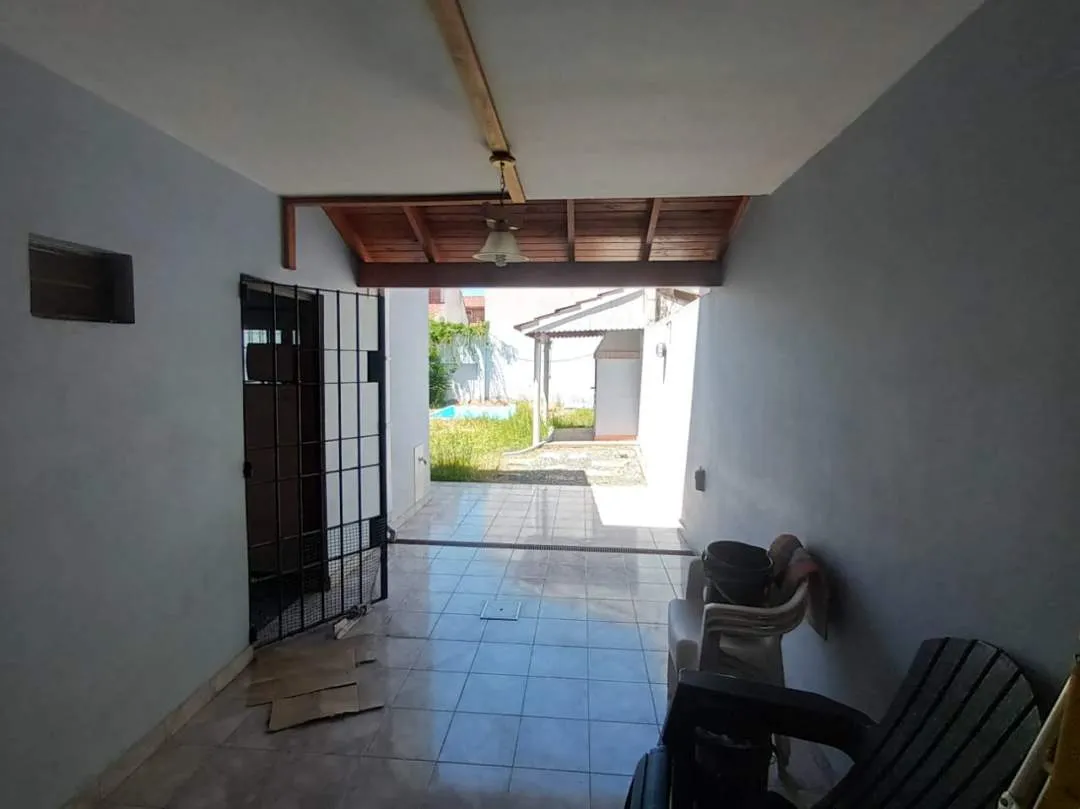 VENDE TRIPLEX EXCELENTE UBICACION - VENDIDO