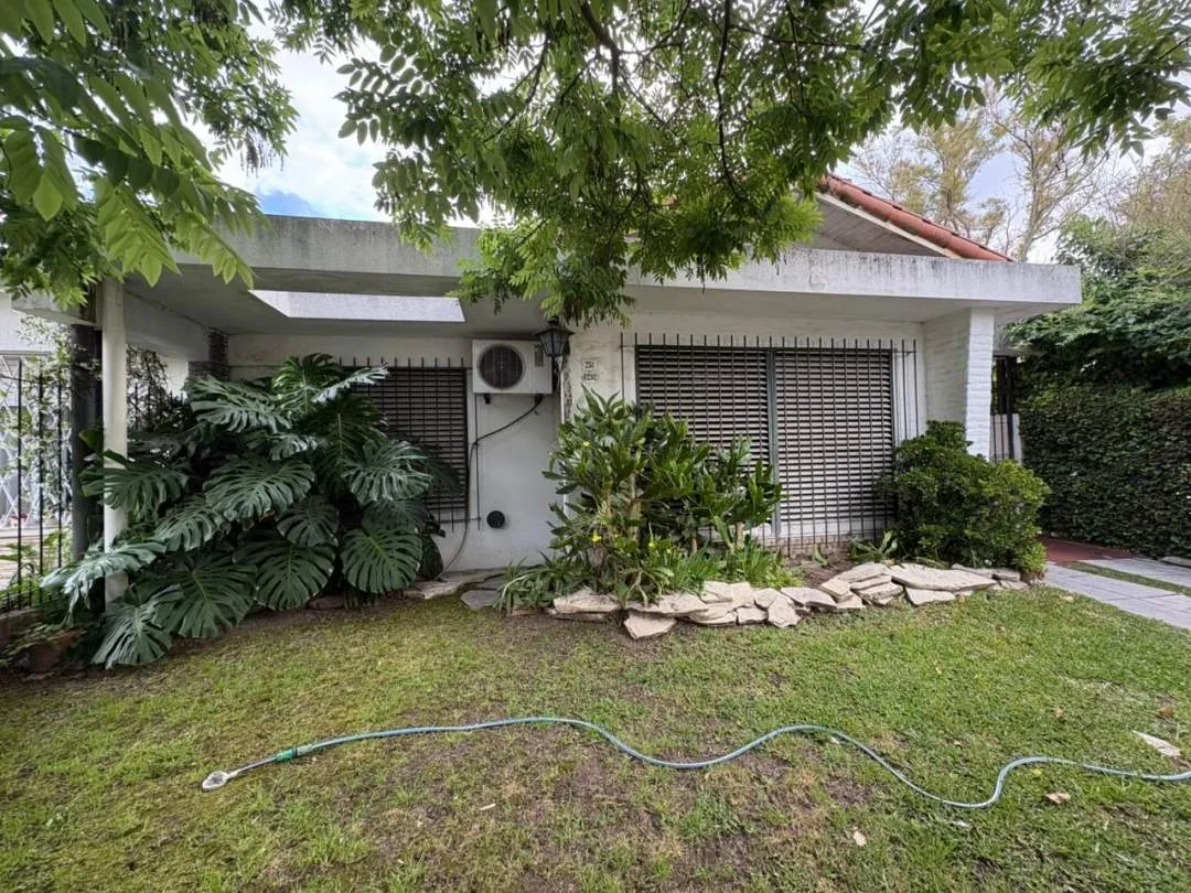 Casa a reciclar-Venta-Ciudad Jardín