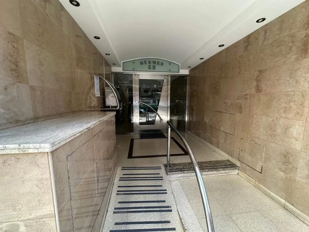 Departamento con cochera -Venta-Ramos Mejia