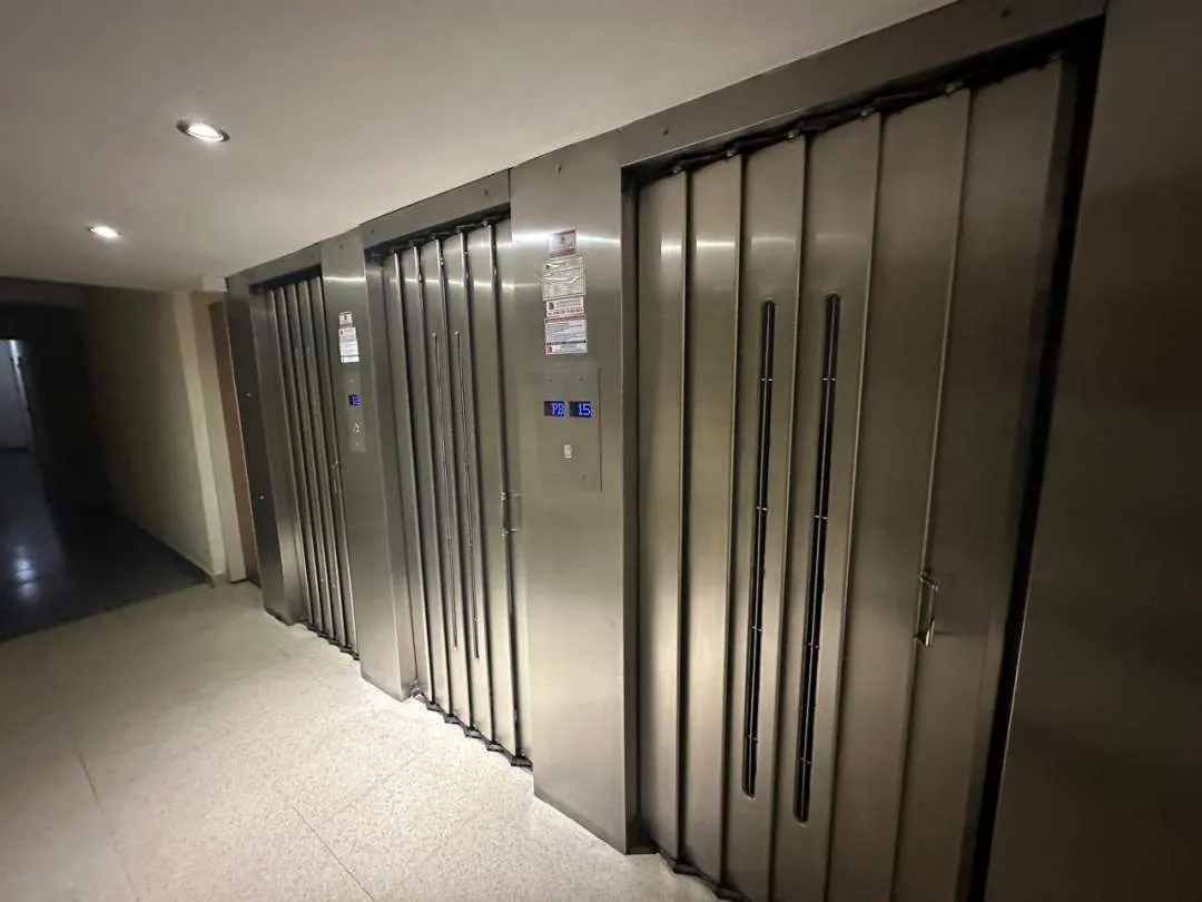 Departamento con cochera -Venta-Ramos Mejia