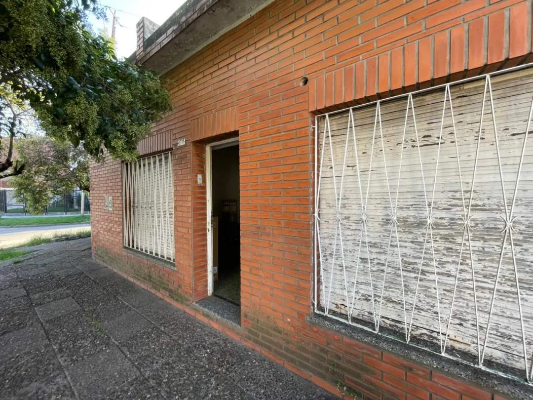 Casa a modernizar-Venta-Loma Hermosa