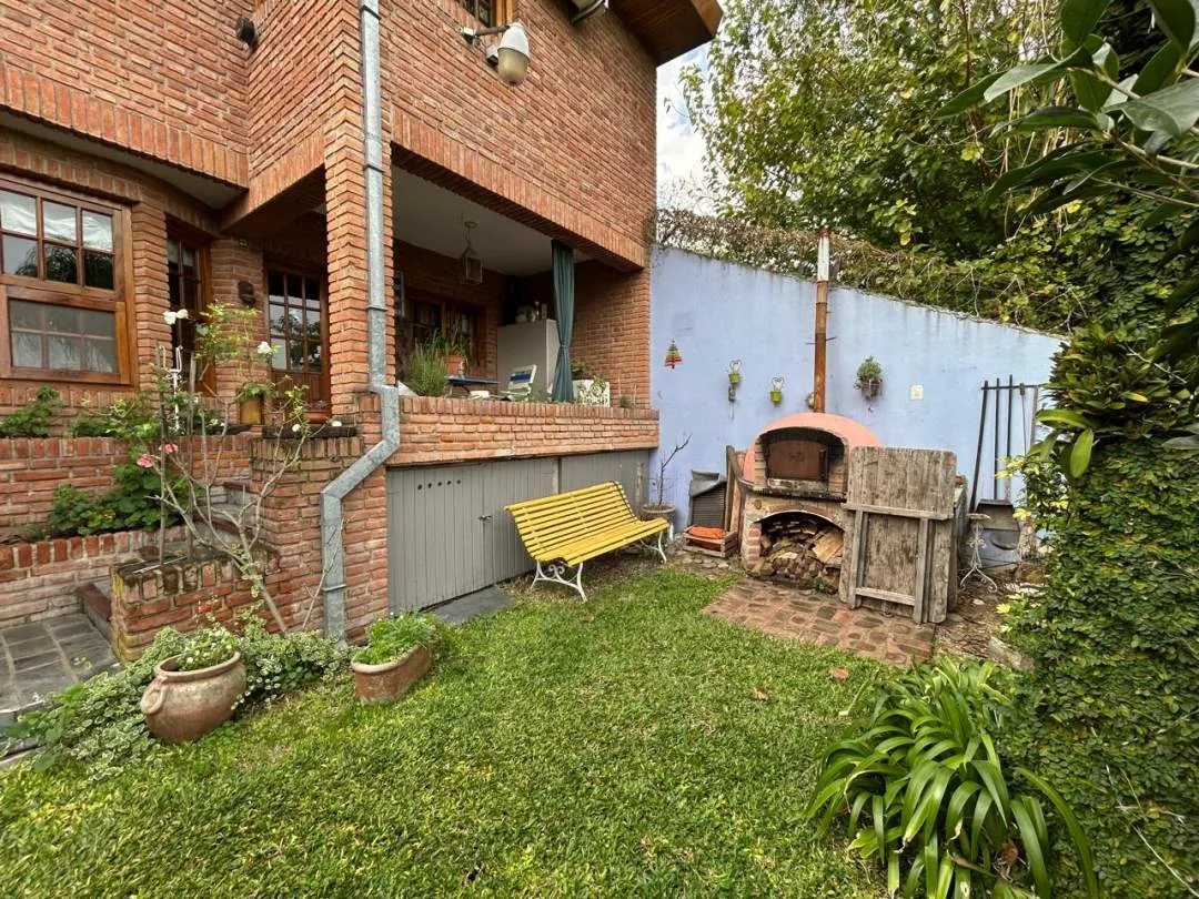 Hermosa casa 5 ambientes en Ciudad Jardin