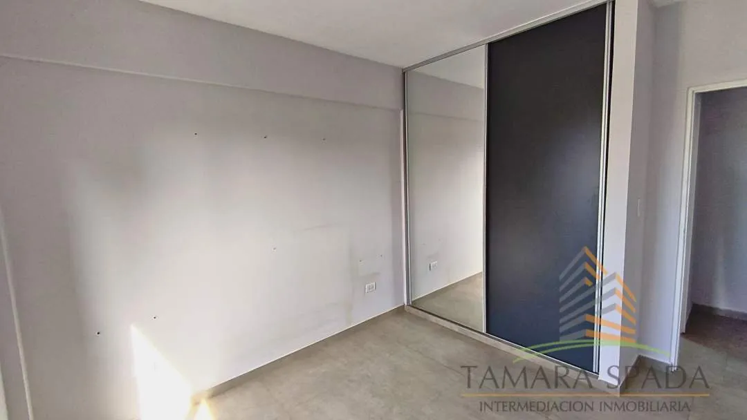 DEPARTAMENTO A ESTRENAR CON COCHERA