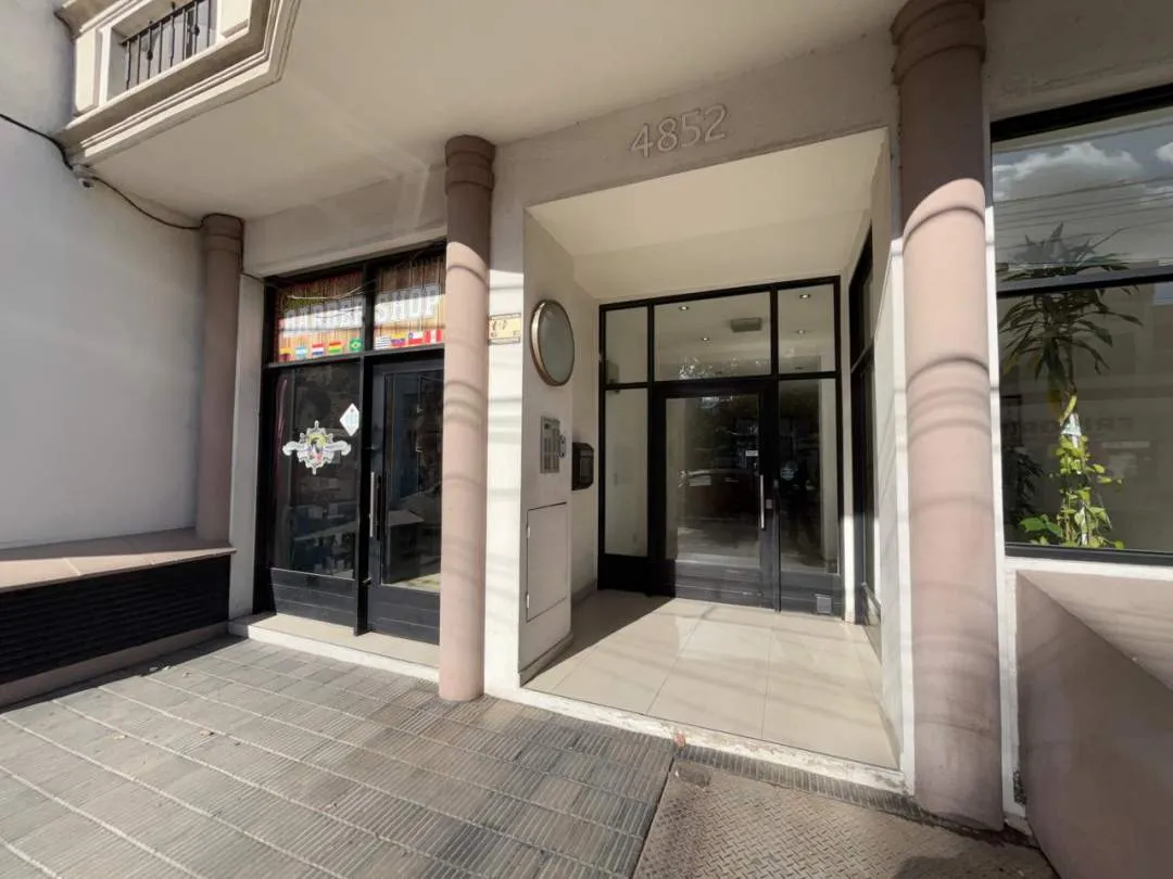 Venta Local Caseros Centro
