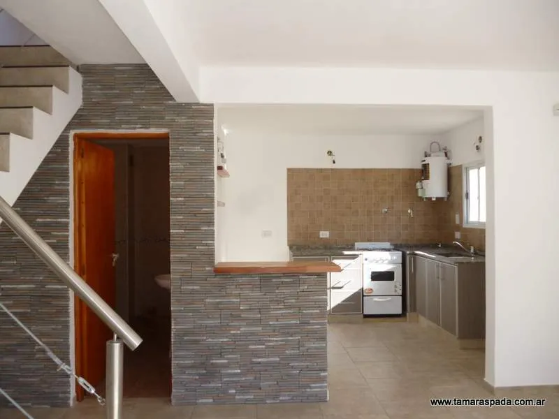 DUPLEX DE CATEGORIA - ACEPTA PERMUTA