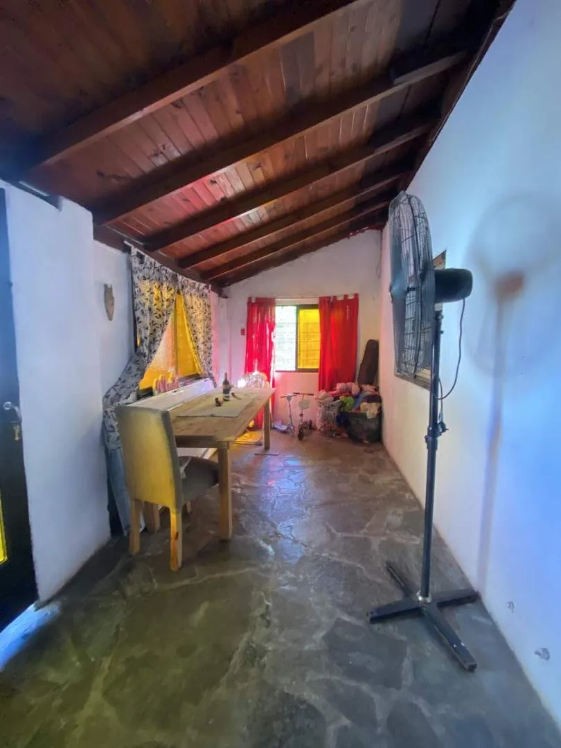 Casa en Venta, a la entrada del polideportivo de General Rodriguez