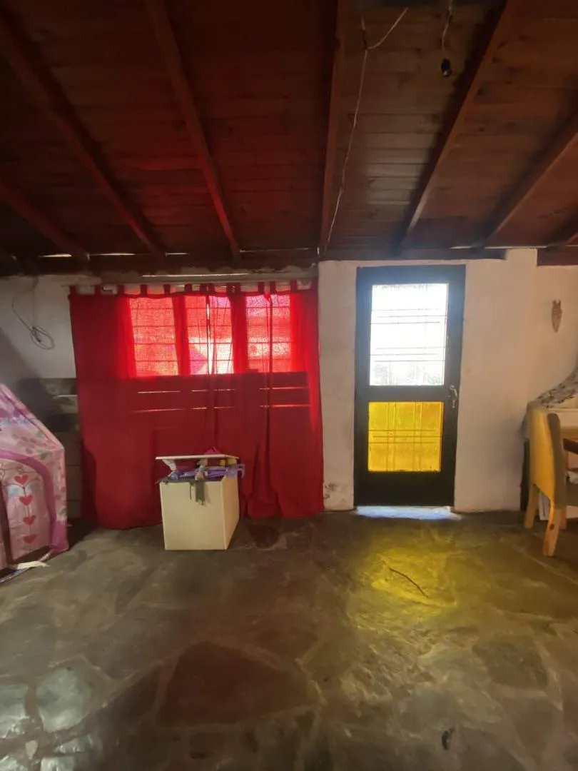 Casa en Venta, a la entrada del polideportivo de General Rodriguez