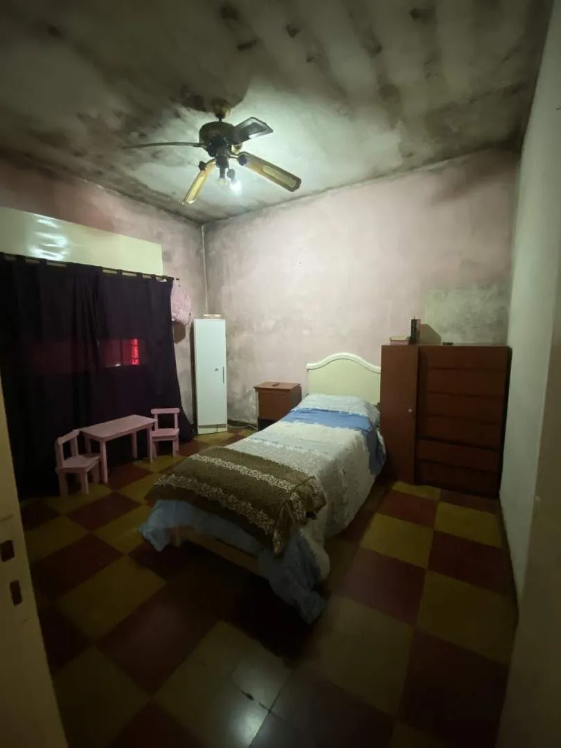 Casa en Venta, a la entrada del polideportivo de General Rodriguez