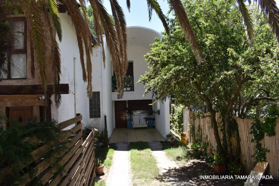 DUPLEX EN SANTA TERESITA SOBRE MONTE