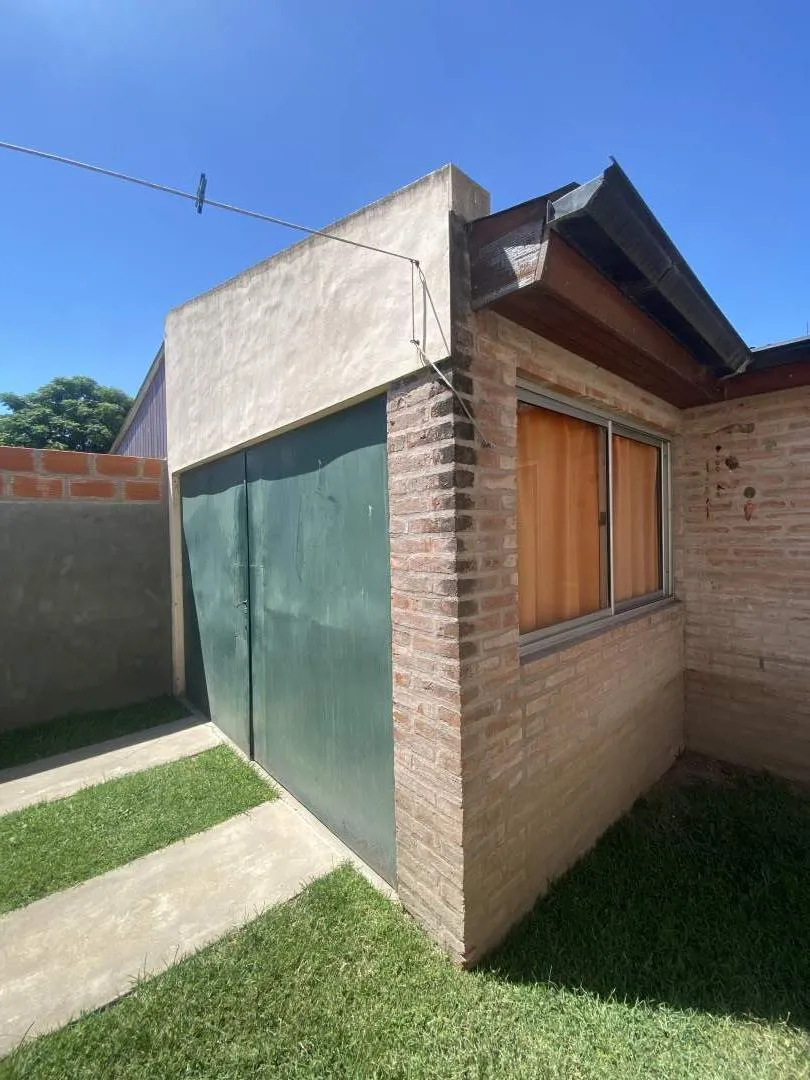 CASA APTA DESTINO COMERCIAL SOBRE AV. LIBERTADOR, GENERAL RODRIGUEZ