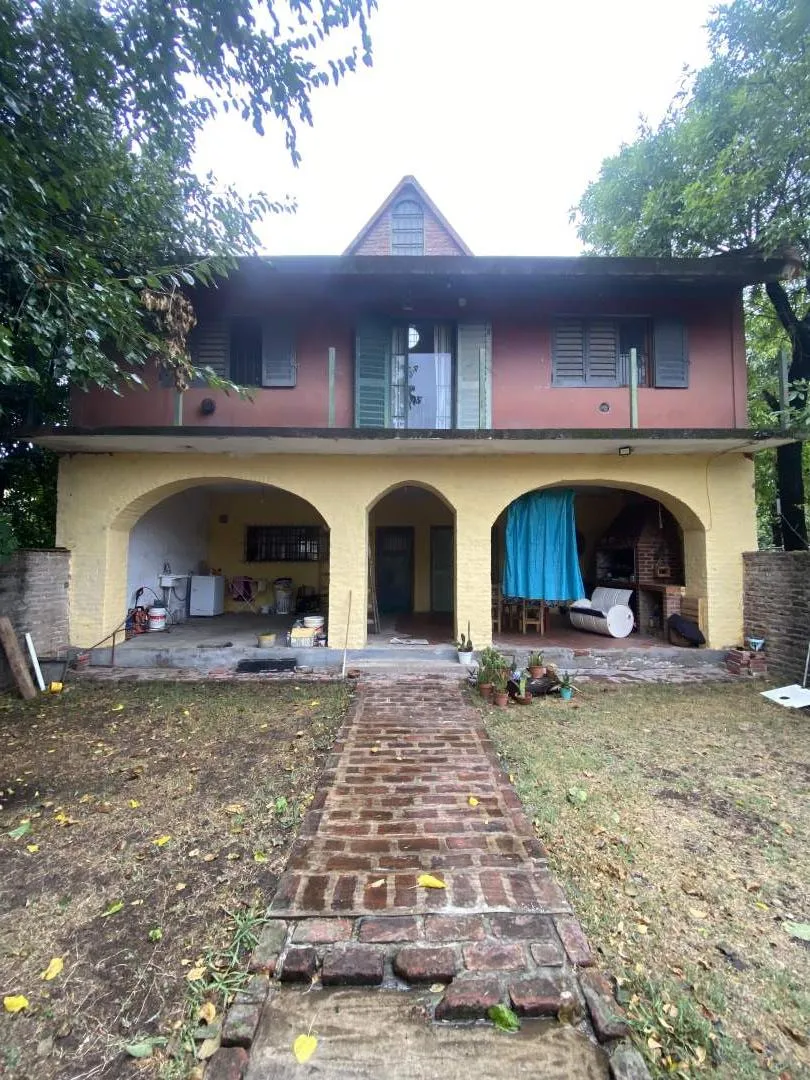 Casa en Venta en Paso del Rey, Moreno
