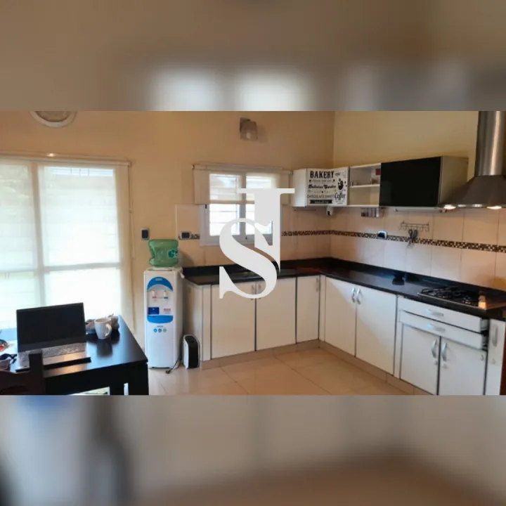 Casa Moderna en Venta en Moreno Sur (APTA CREDITO HIPOTECARIO)