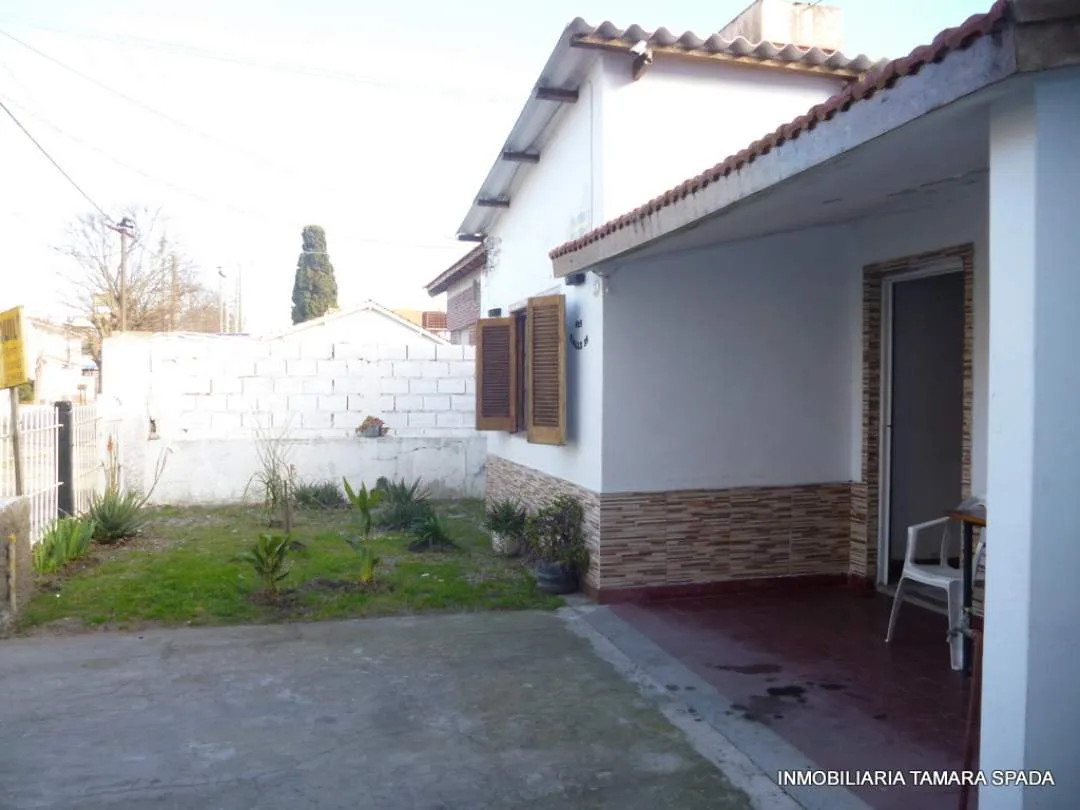 CHALET UNIDAD FUNCIONAL Y DOS MONOAMBIENTES
