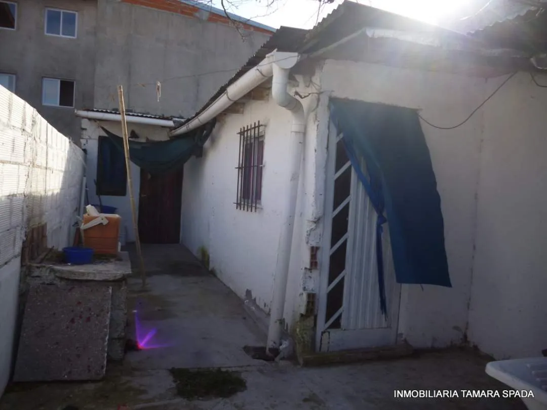 CHALET UNIDAD FUNCIONAL Y DOS MONOAMBIENTES