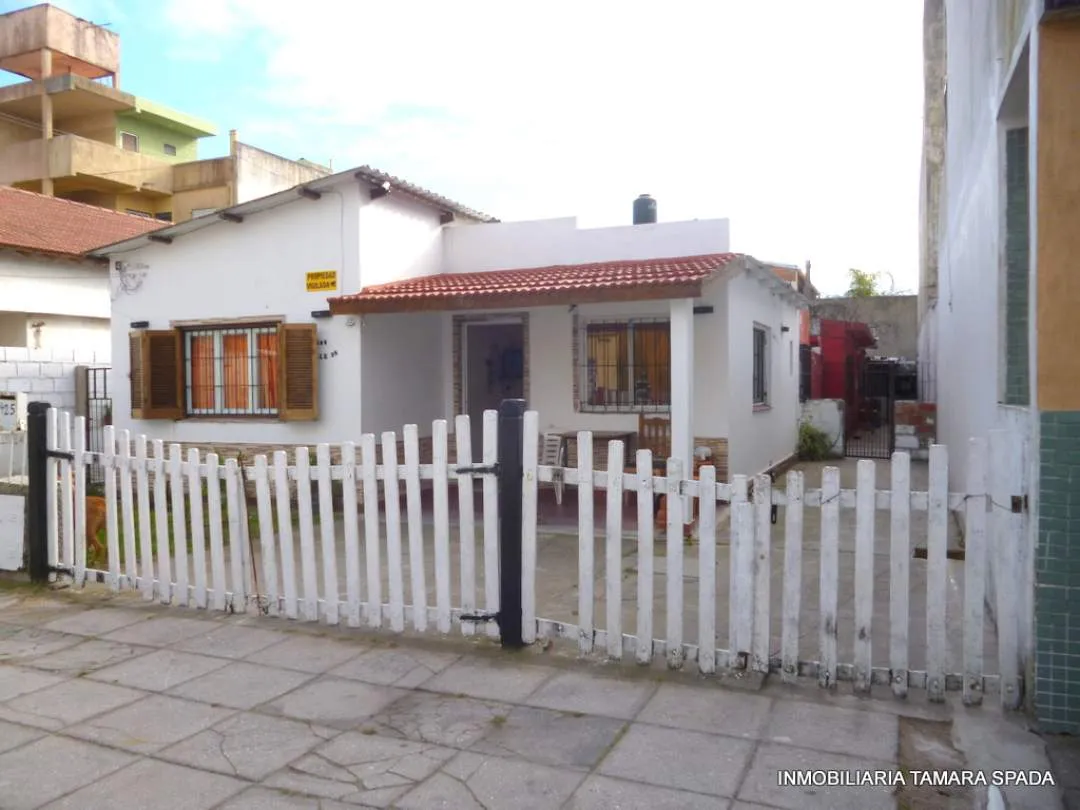 CHALET UNIDAD FUNCIONAL Y DOS MONOAMBIENTES