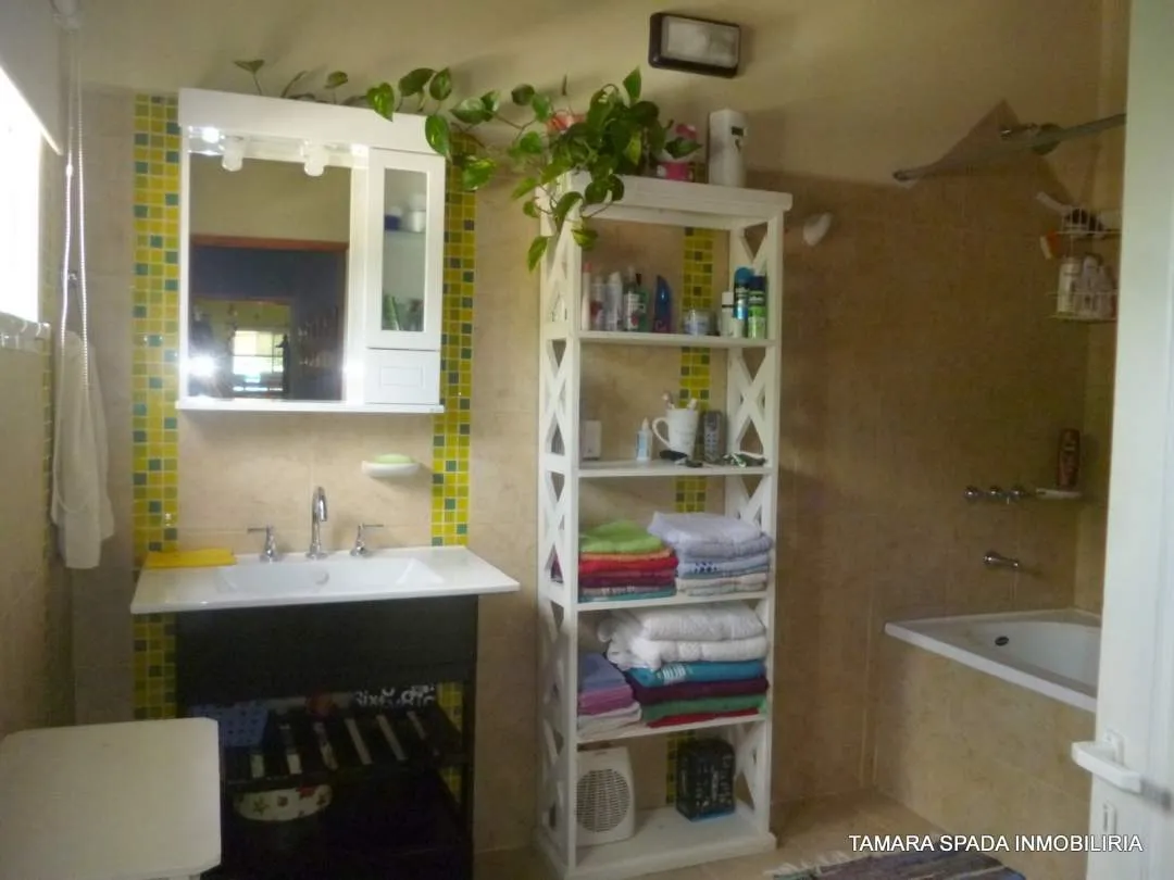 LOCAL CON VIVIENDA SOBRE AV 33