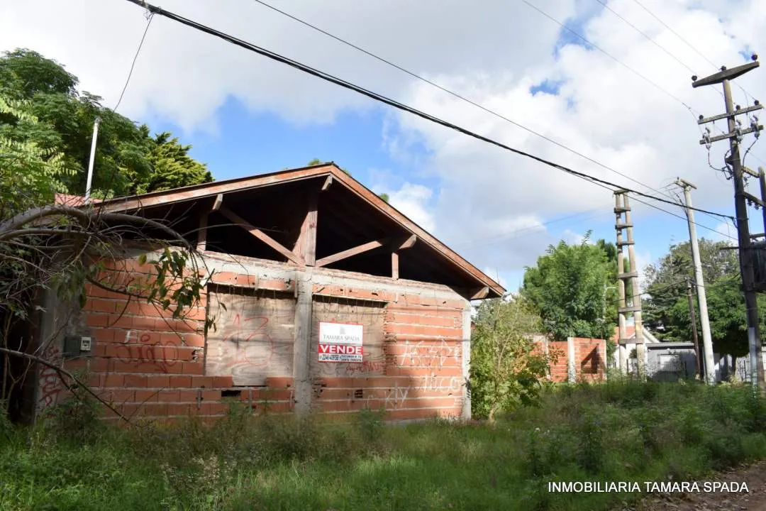 EXCELENTE PROYECTO FRENTE AL MONTE