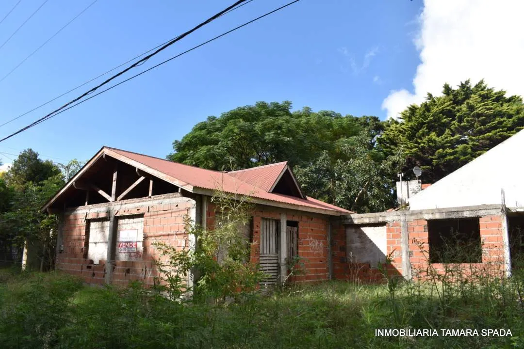 EXCELENTE PROYECTO FRENTE AL MONTE