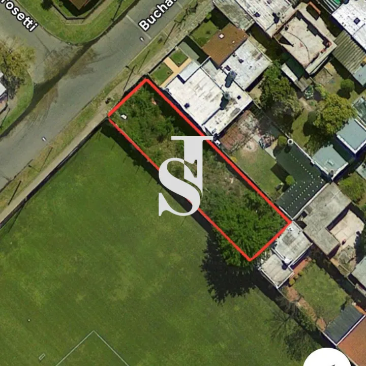 Terreno en la Matanza, Villa Luzuriaga de 380 m2 totales.