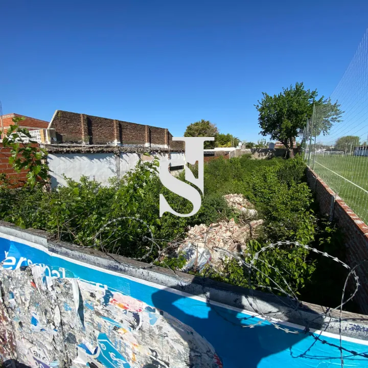 Terreno en la Matanza, Villa Luzuriaga de 380 m2 totales.