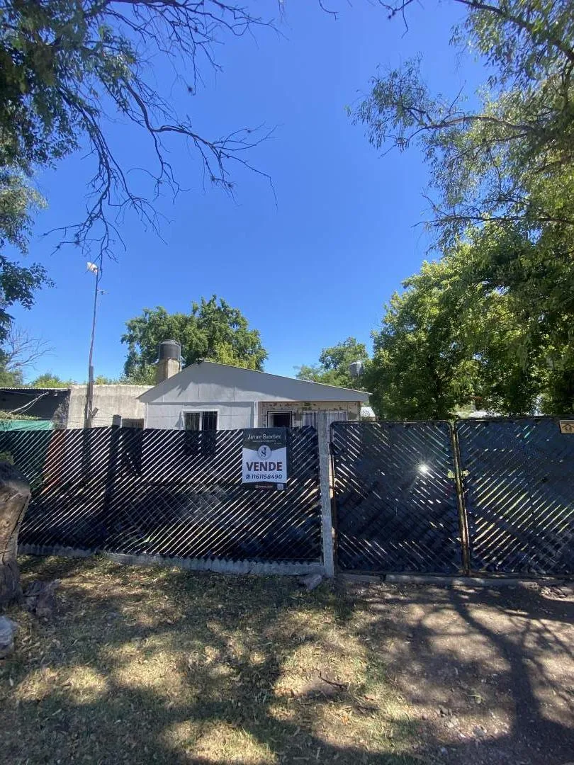 Casa Venta en Barrio Los Viveros, General Rodriguez