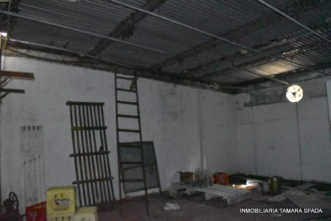 Local comercial en avenida 41