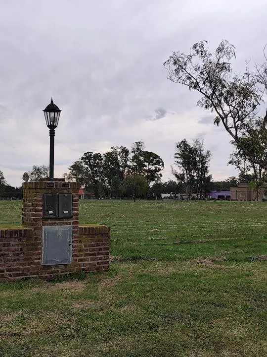 TERRENO DE 2000 M2 EN CLUB DE CAMPO LA ASUNCION, LUJAN